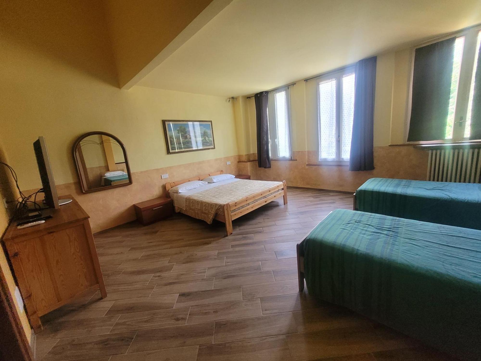 Agriturismo La Fornace Centro Ippico Como Exteriör bild