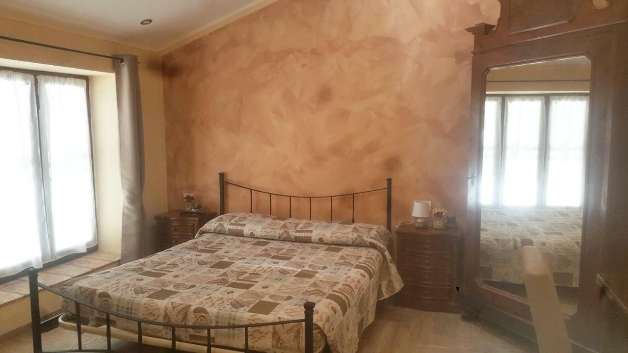 Agriturismo La Fornace Centro Ippico Como Exteriör bild